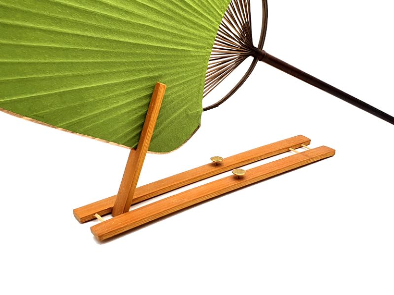 Cliquez sur la vignette pour agrandir et survolez la photo pour zoomer Support pour Éventail Japonais - Uchiwa - Qualité moyenne 5