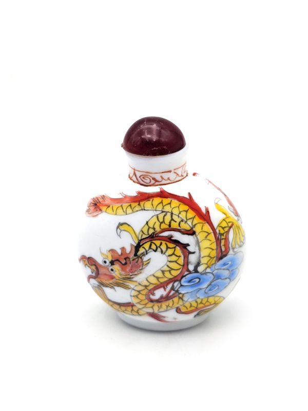 Cliquez sur la vignette pour agrandir et survolez la photo pour zoomer Tabatière chinoise (Age 20 ans) - Verre soufflé - Dragon jaune et rouge 2