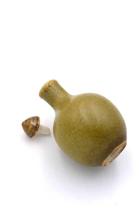 Cliquez sur la vignette pour agrandir et survolez la photo pour zoomer Tabatière Chinoise en Porcelaine - Peinture à la main - Jaune Impérial 1 3