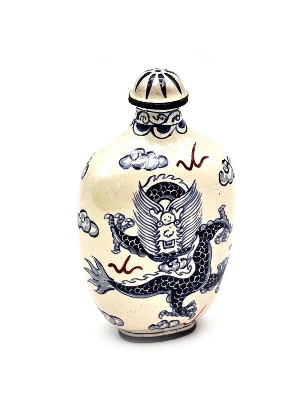 Cliquez sur la vignette pour agrandir et survolez la photo pour zoomer Tabatières Chinoises en métal - Le dragon chinois 2