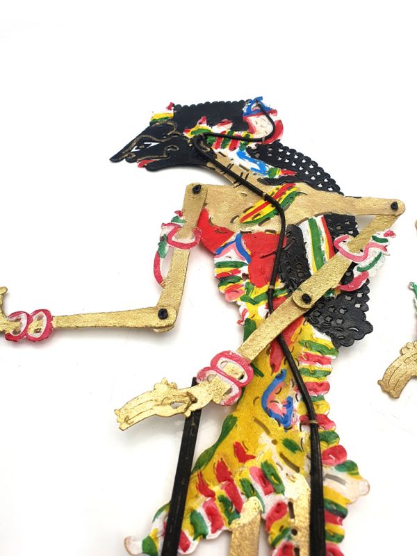 Cliquez sur la vignette pour agrandir et survolez la photo pour zoomer Théâtre d'ombres Indonésien - Wayang kulit - 30cm - Reproduction 2