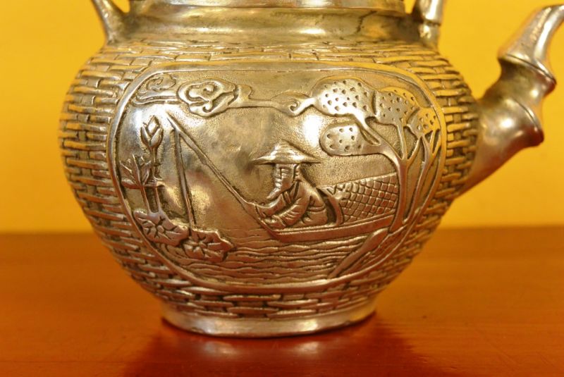 Cliquez sur la vignette pour agrandir et survolez la photo pour zoomer Théière Chinoise Pêcheur 3