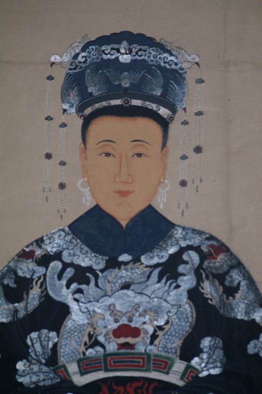 Cliquez sur la vignette pour agrandir et survolez la photo pour zoomer Très Grand Portrait d'ancêtres chinois - Majestueux - Impératrice - Noir 2
